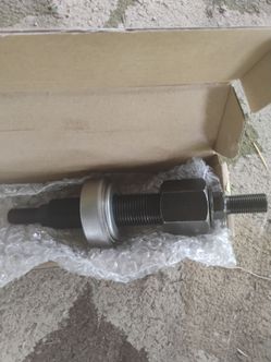 Chevy Harmonic Balancer install tool