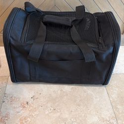 Pet Carrier for Small / Medium Cats Dogs Puppies (Up To 15lbs)