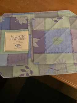 Placemats And Napkins