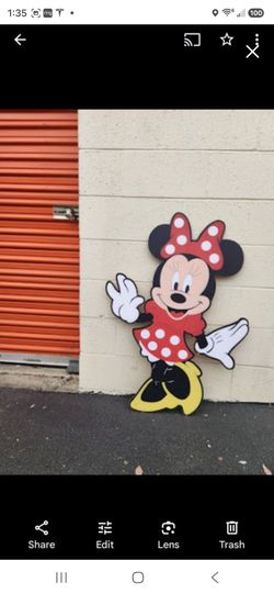 Muni mouse wood cutout