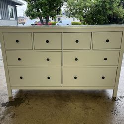 IKEA Hemnes White 8 Drawer Dresser Glass Top