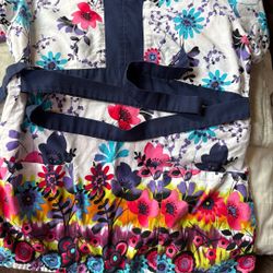 Beautiful Large, Gradually Getting To Be More Colorful And Powerful At The Bottom Scrub Top