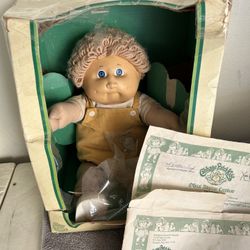 Cabbage Patch Kid In Box Roddy 1995