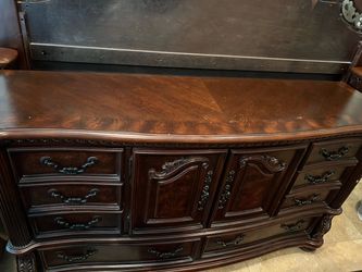 Brown dresser