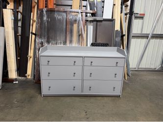 Dresser $160