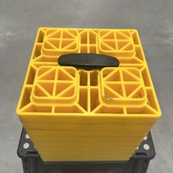 Camco Leveling Blocks