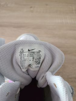 Nike high tops clean size 4.5 kids