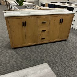 72” Bathroom Vanity In Wood Color