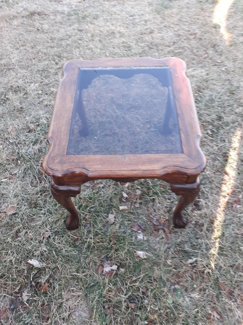 End table.