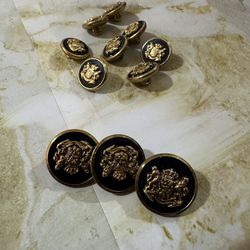 Luxury buttons 
