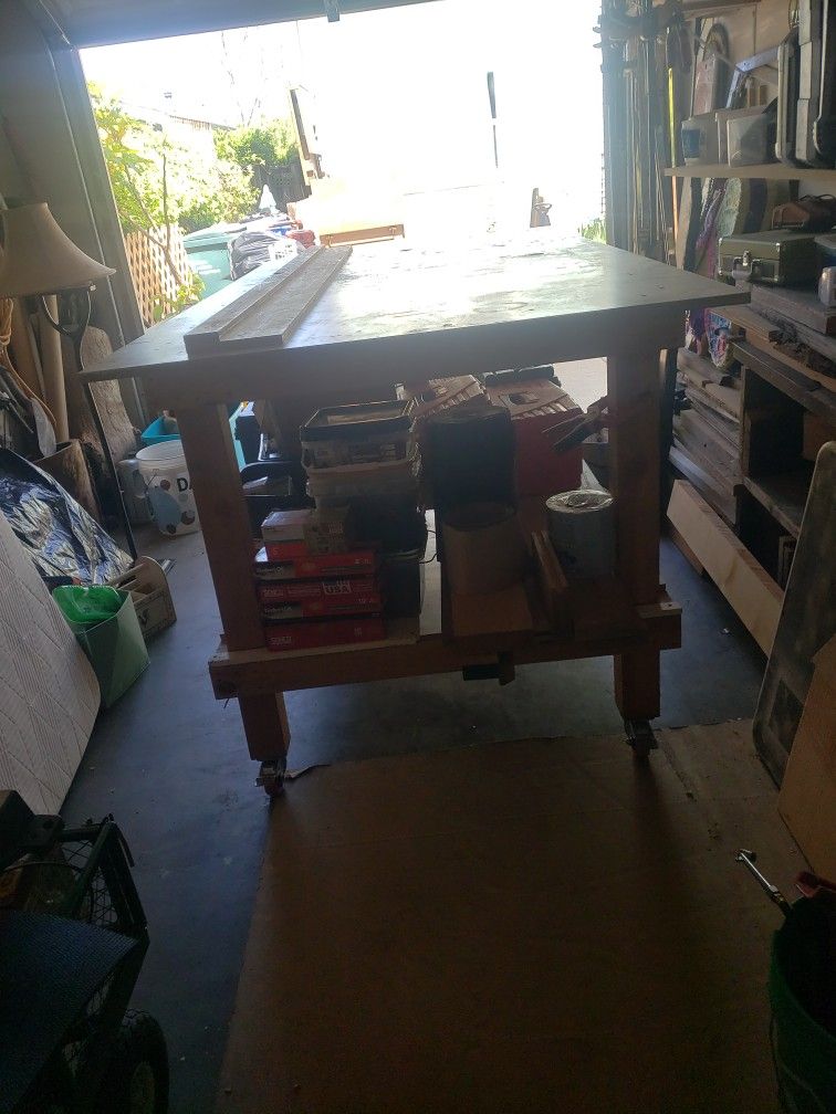 Work Table With Casters