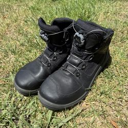  Men’s Red Wing 5-inch Waterproof Steel Toe Boot Size 10.5