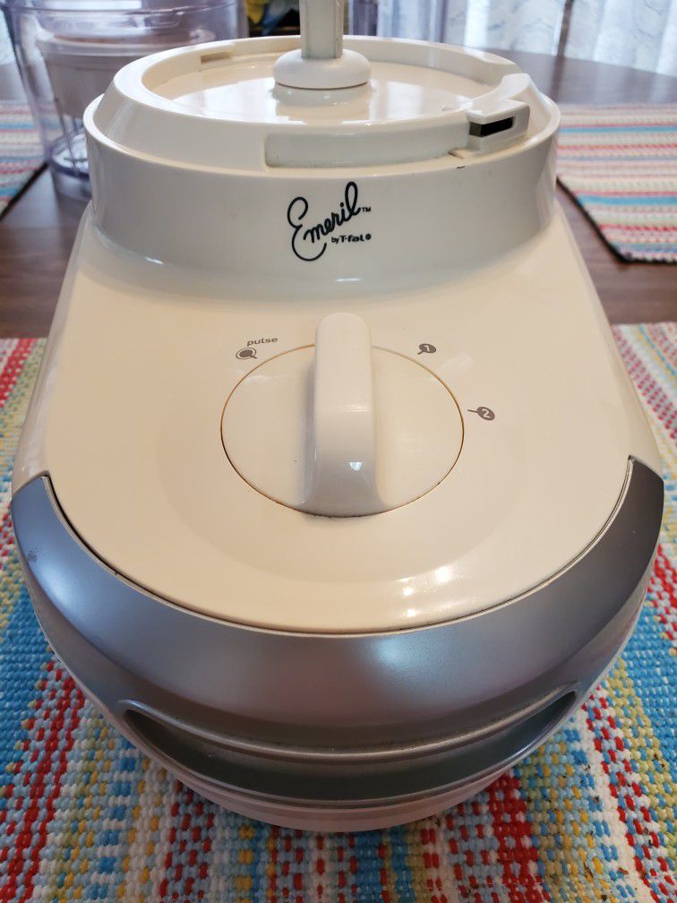 Emeril by T-fal SM2205 Electric Nonstick Plates Cake and Pie Maker for Sale  in Seattle, WA - OfferUp