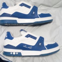 StockX
Louis Vuitton Trainer #54 Signature Blue White
