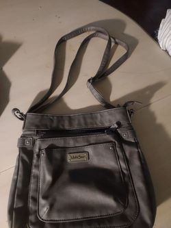 Large Gray Purse with zipper, and pouch on the front side