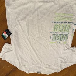 NIKE RISE 365 WILD RUN LOGO DRI FIT RUNNING TOP WHITE CK0677-100 MEn size xl