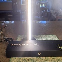 Plantspectrum 16 Full Spectrum Grow Light