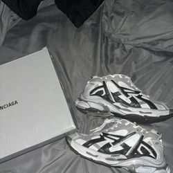 Balenciaga Runners