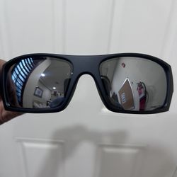 Oakley Gascan Sunglasses New In Box