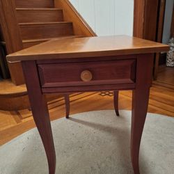 Ethan Allen Country Colors End Table, Item #14-8403

