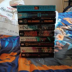Iris Johansen Lovers - 9 Of Her Books