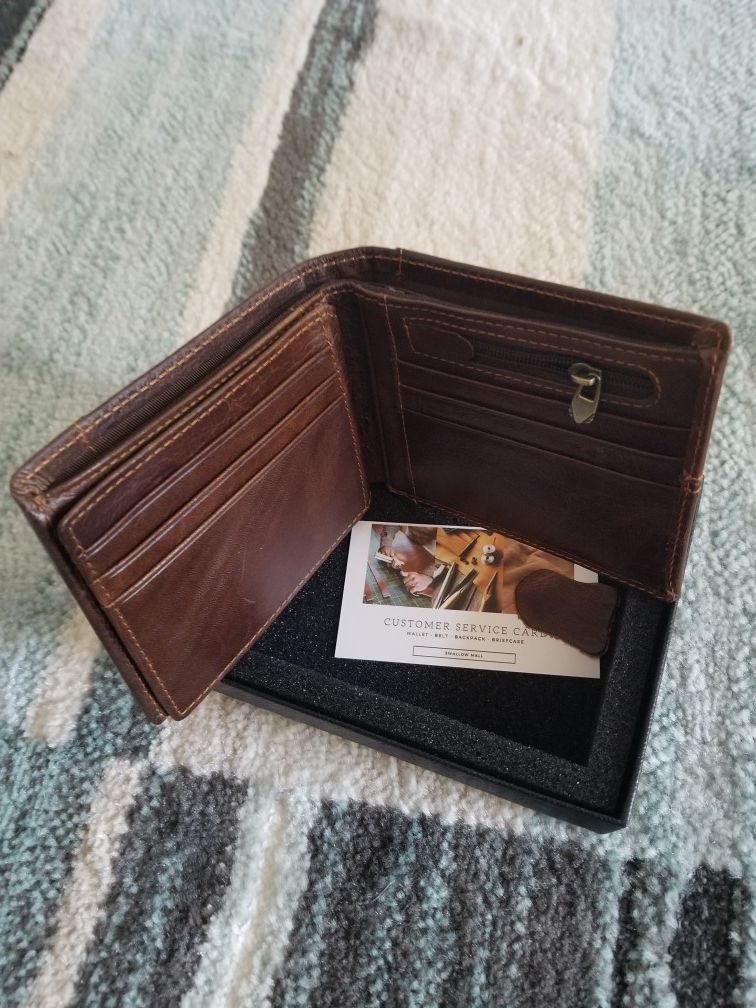Swallow mall wallet