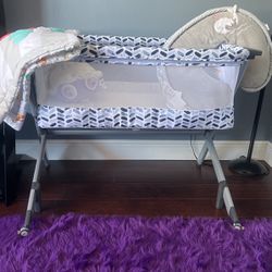 Baby Small Crib/ Bassinet With Wheels