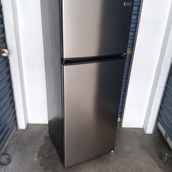 Small Fridge In Working Condition Delivery Available 24" Wide X 59" Tall 