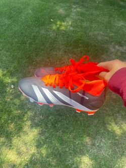 Adidas cleats size 6