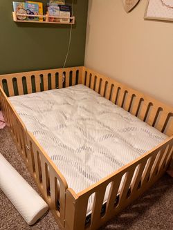 Full size mattress - Hybric pillow top