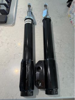Ford Mustang Front struts pair