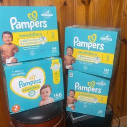 Pampers 