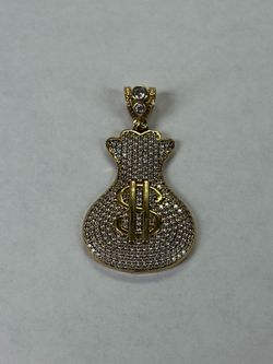 10K YELLOW GOLD PENDANT WITH CLEAR STONES