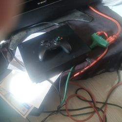 Xbox 1, 1 Controller 