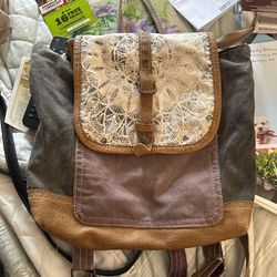Myra Bag