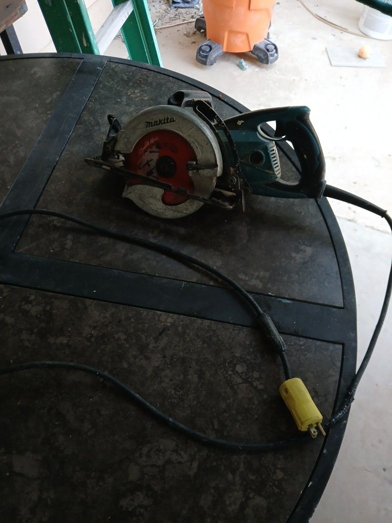 Skill Saw