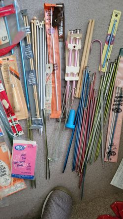 Huge lot of Vintage Knitting Needles /Crochet hooks
