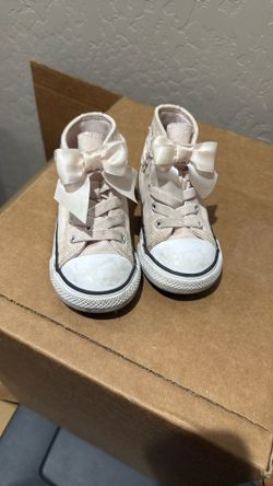 Toddler Size 7 Converse