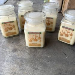Candle Scented Sugar Cookies From Holiday Classics Retails EACH $16 Sell Each $5