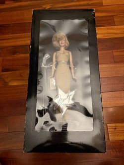 Franklin Mint Marilyn Monroe Porcelain Doll