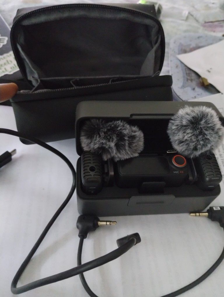 Advanced Microphone 🎤 🎙️ DJI For Social Media Influencer And Podcast 