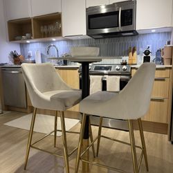 Modern White & Gold Bar Table Set + 2 Velvet Bar Stools $200. Pick Up Only!!