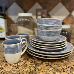 Dish Set