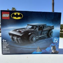 The Batman Batmobile Lego Set NEW!