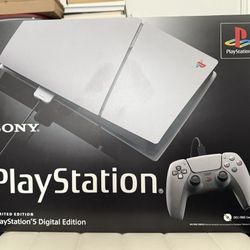 PlayStation 5 30th Anniversary 