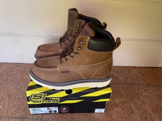 Skechers work boots - Men’s size 9