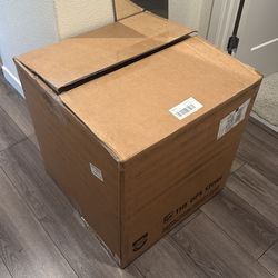 Cartoon box with bubble wrap