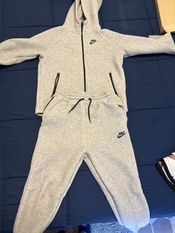 Nike Sportswear Tech Fleece Girls' Grey size Large