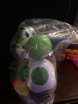 Yoshi Popcorn Bucket