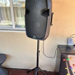 Speaker 15”